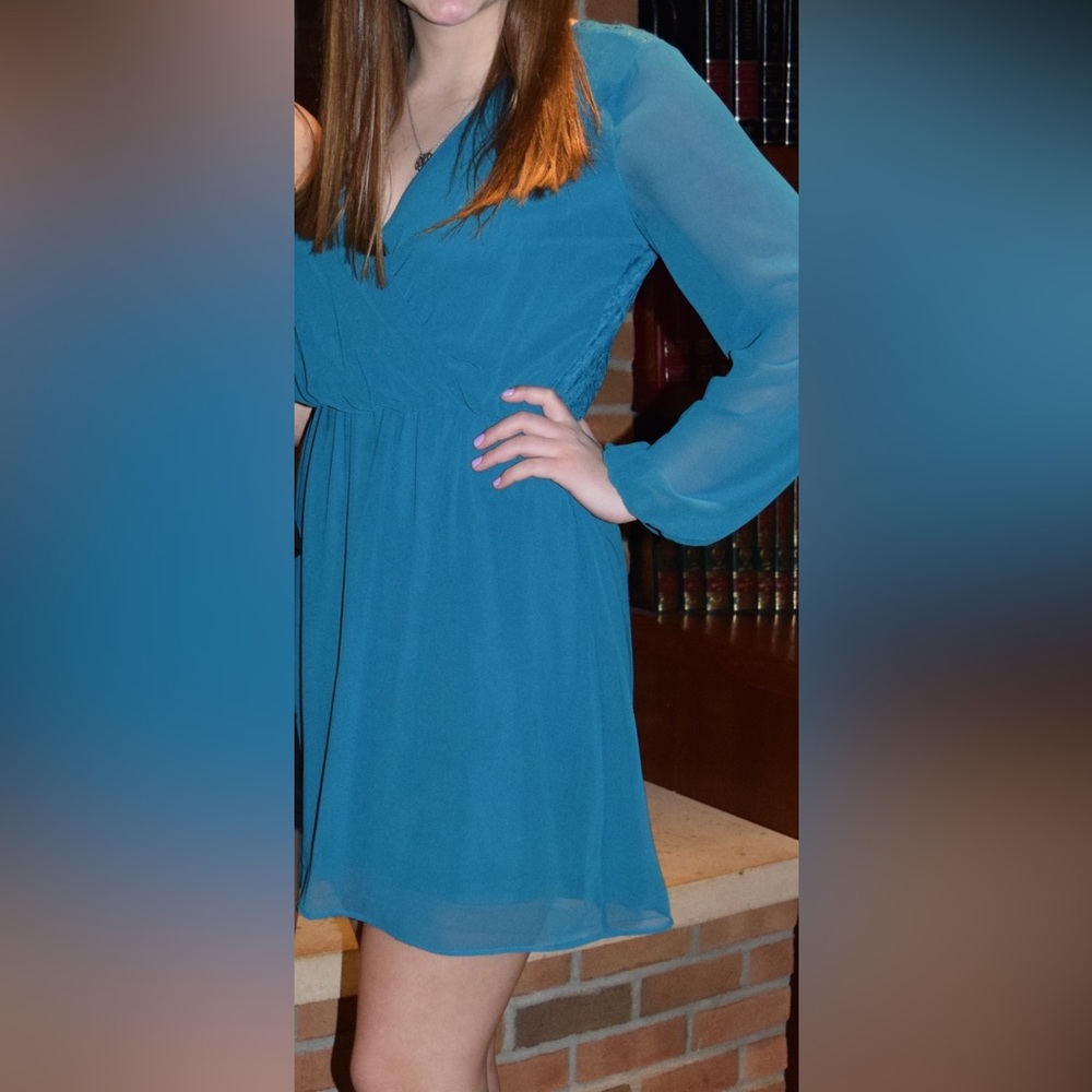 Flowy blue dress